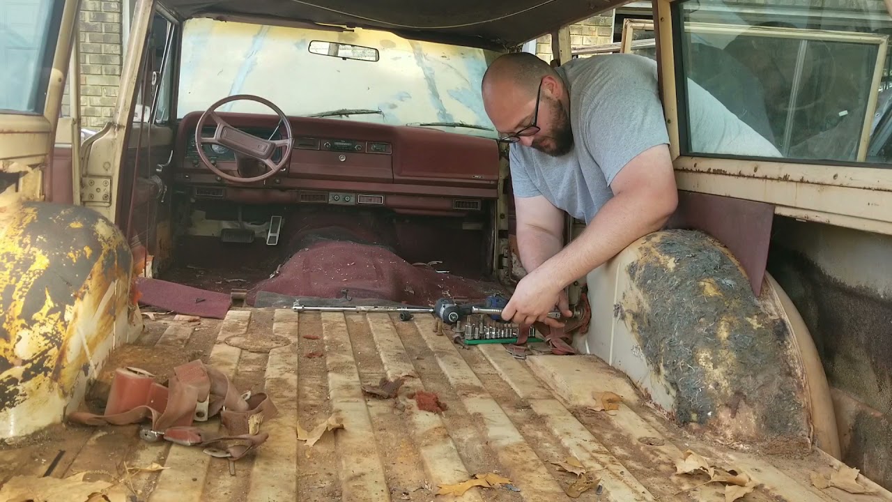 Jeep Wagoneer Rust Repair Begins!