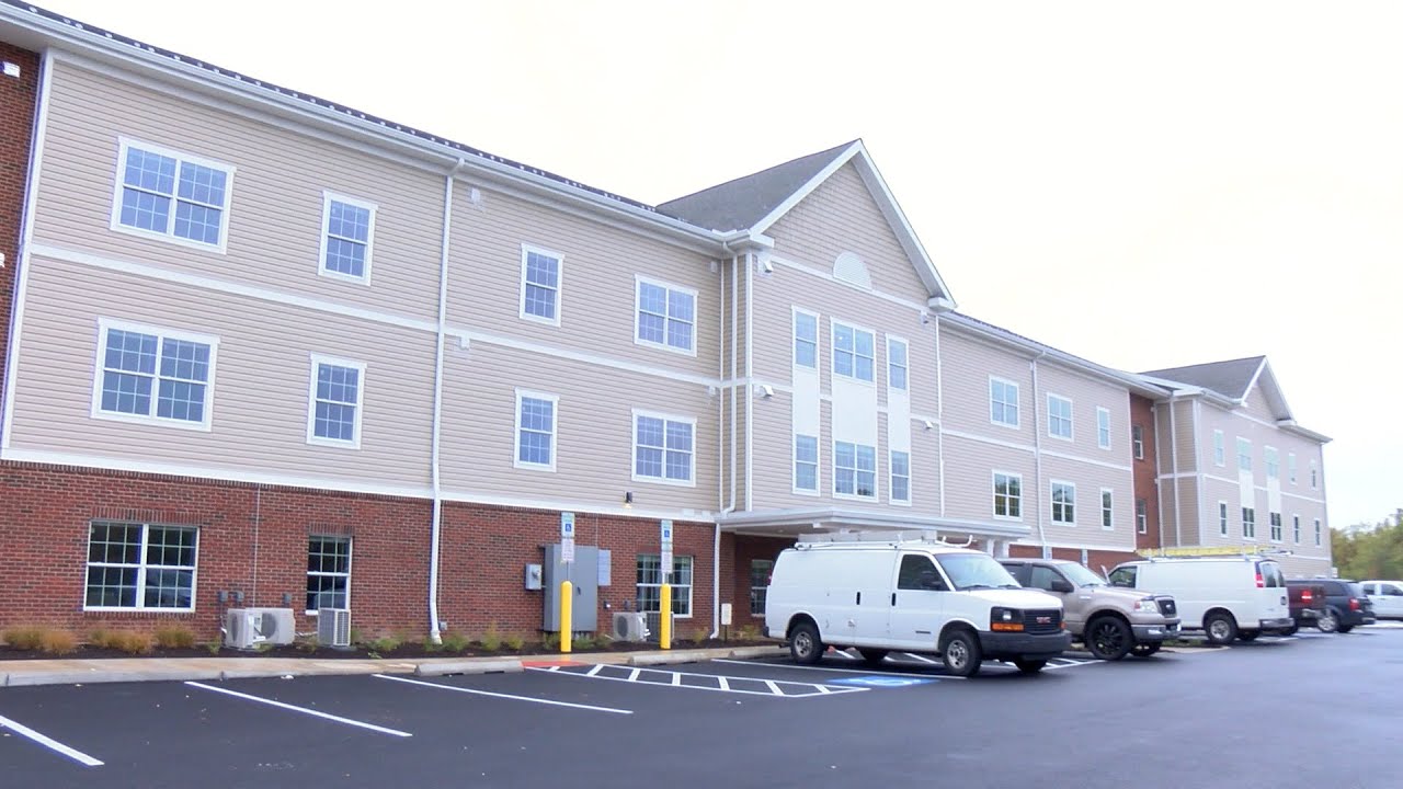 Cherry Orchard Place gives an inside look at new senior housing facility