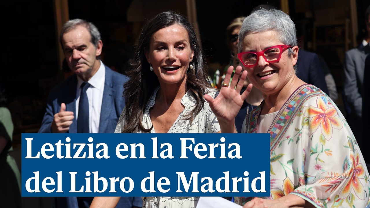 Letizia llega a la Feria del Libro de Madrid entre aplausos
