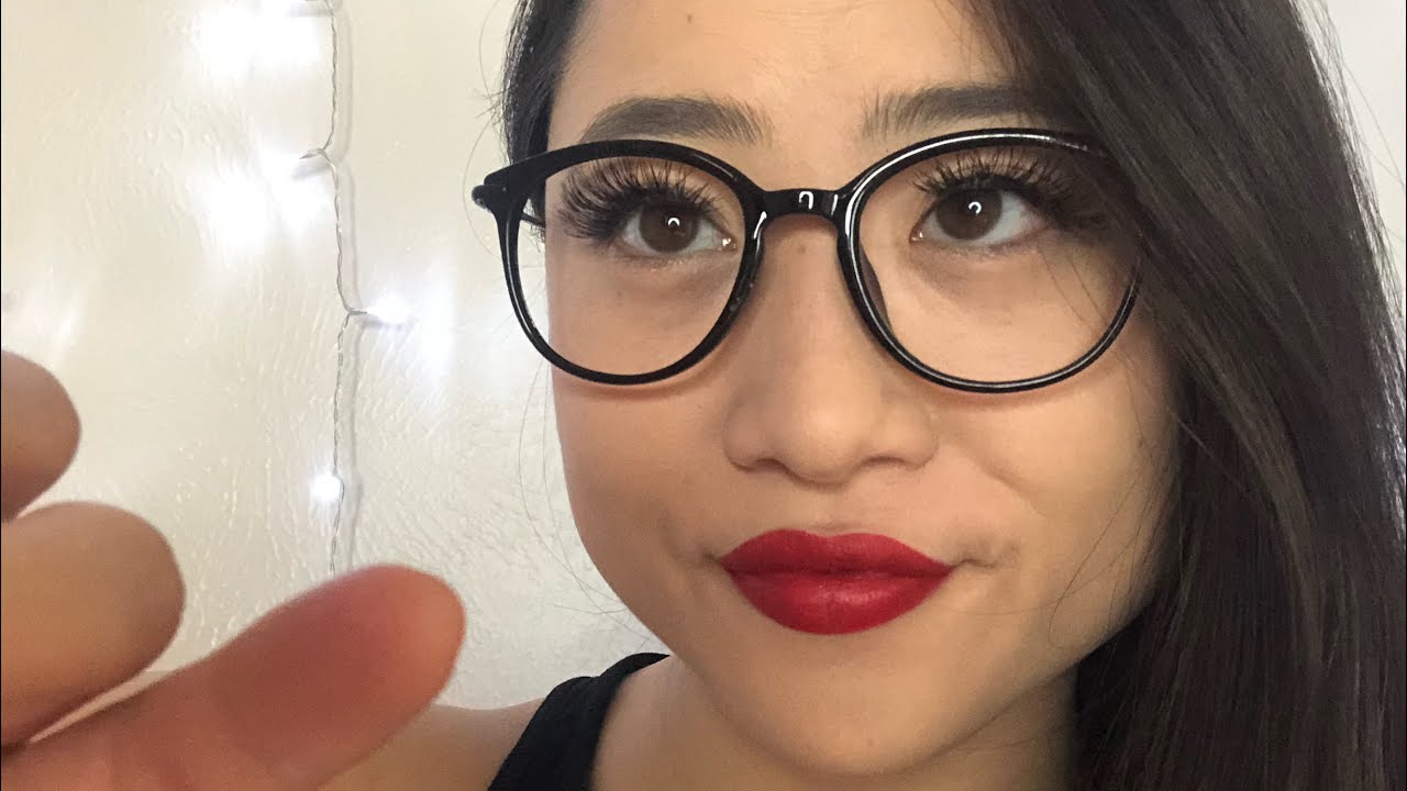 ASMR | Close-Up Asian Accent Trigger Words, Hand Movements, Whispering