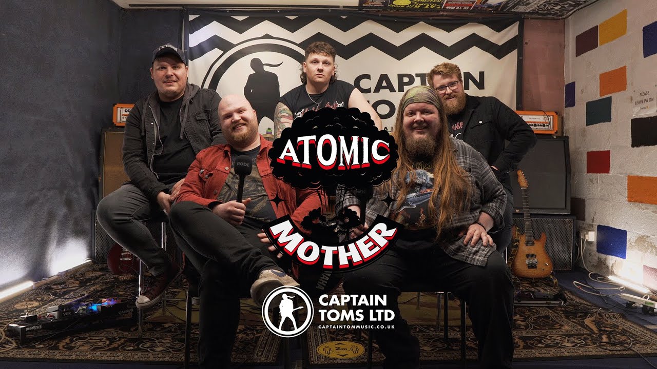 Atomic Mother - Caught in the Headlights (live)