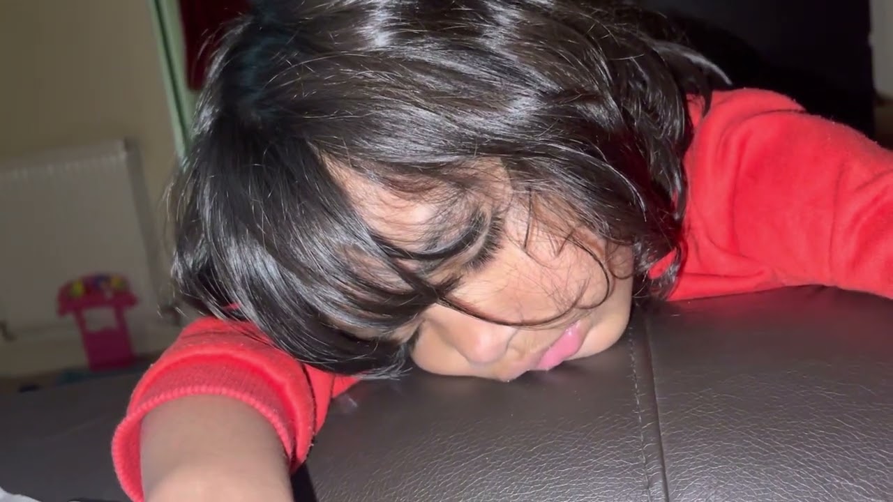 When you fall asleep while eating cookies 🍪