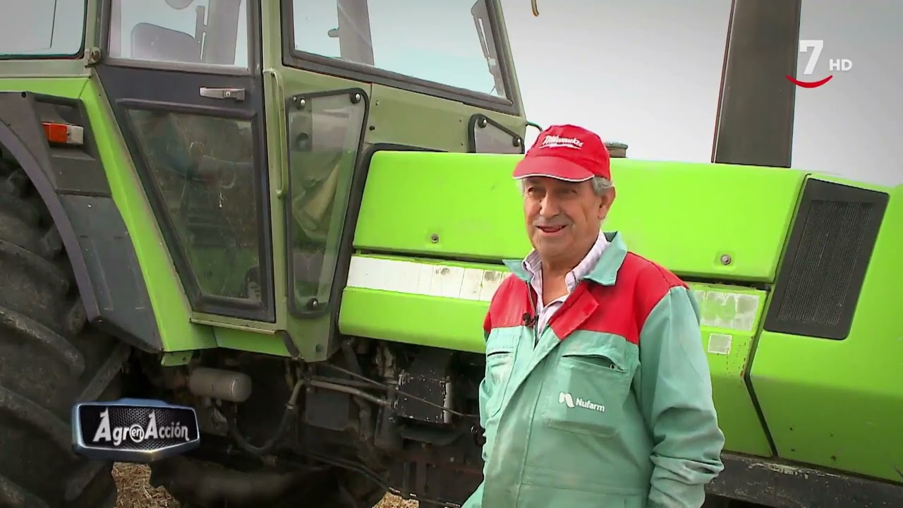 Agro en acción (191): Tractor SR 7600 Infinity de Antonio Carraro y pala cargadora 403 de JCB