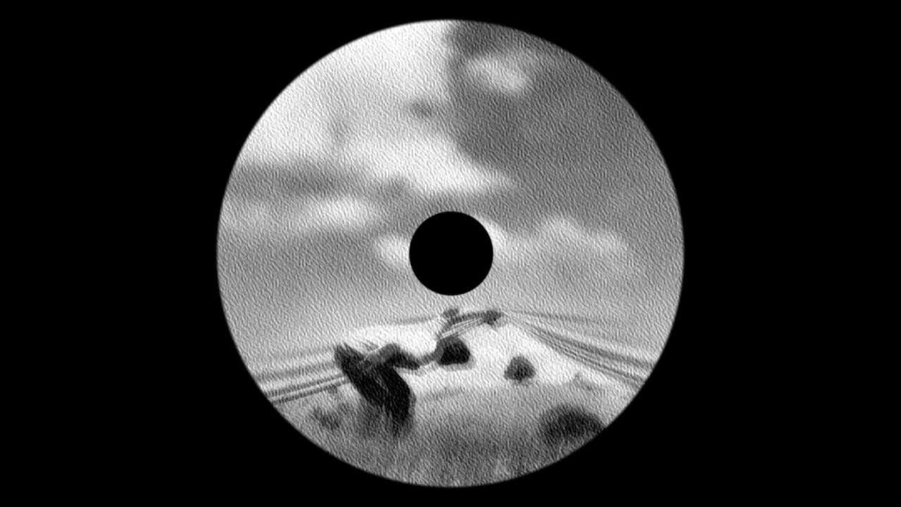 Men I Trust - Lucky Sue (Bernardo Mota Edit)