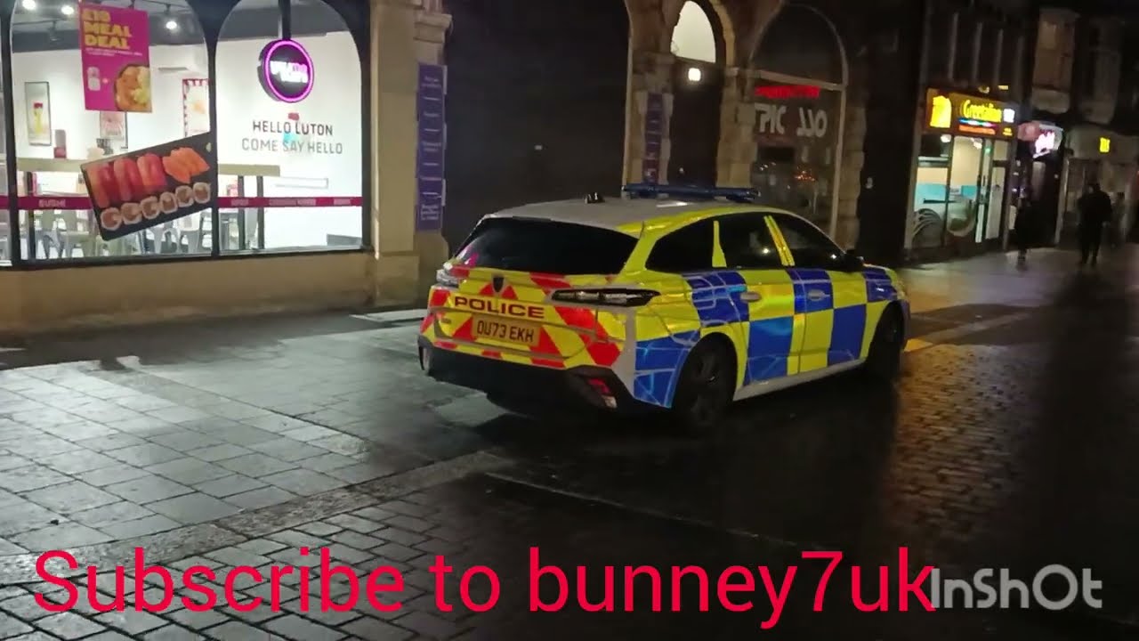 night walking video in Luton town centre in the UK