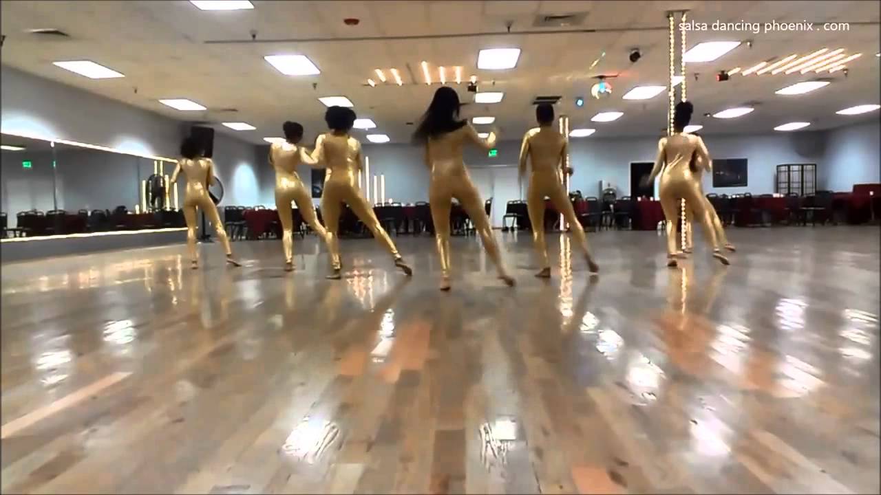 Samba performance at Paragon Dance Center