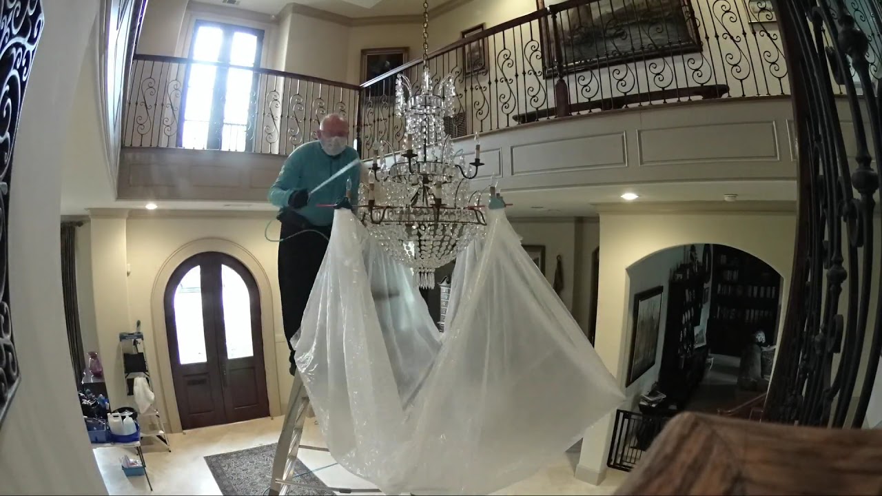 Chandelier cleaning pro Gary Webb time lapse 010920.