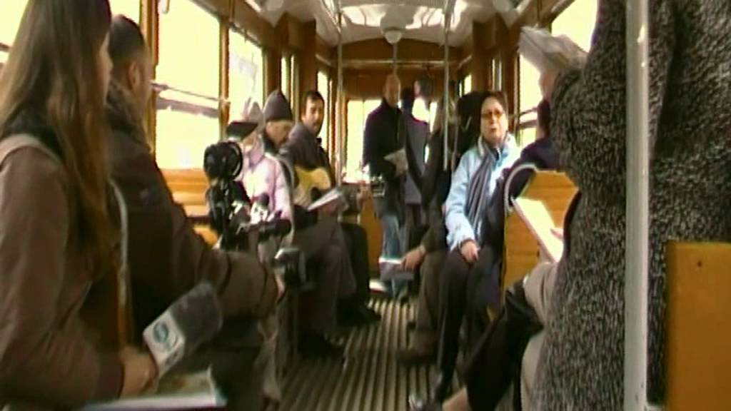 Kolędowanie w tramwaju-  Bydgoszcz -19.12.2011 cz.2
