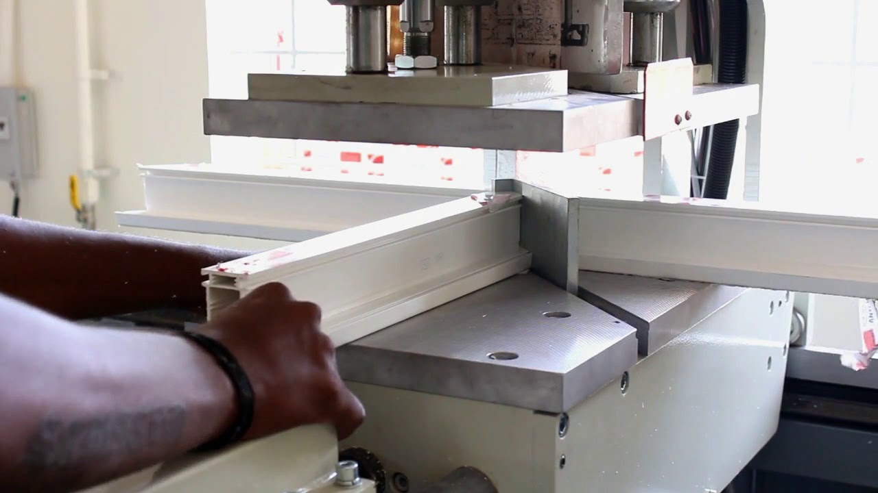 V CUTTING MACHINE - UNIQUE MARKETING