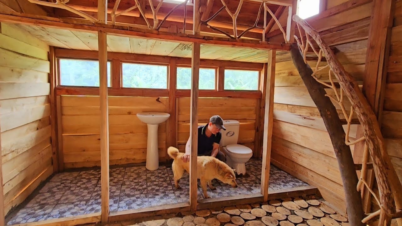 Young man builds green farm, abandons city life and returns to the countryside | installs toilets.