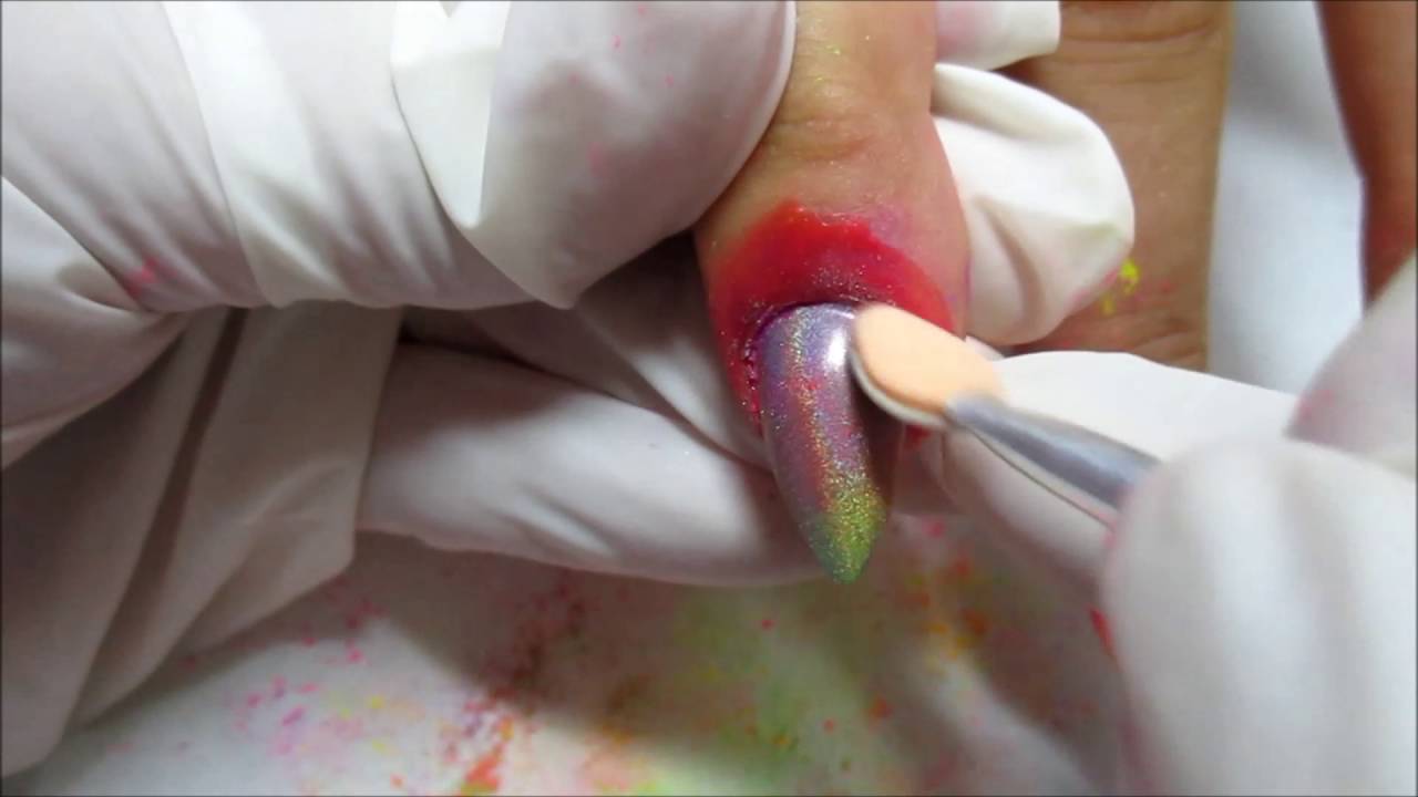 Fluo VS holo pigments