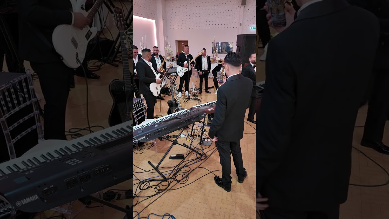 Roland band