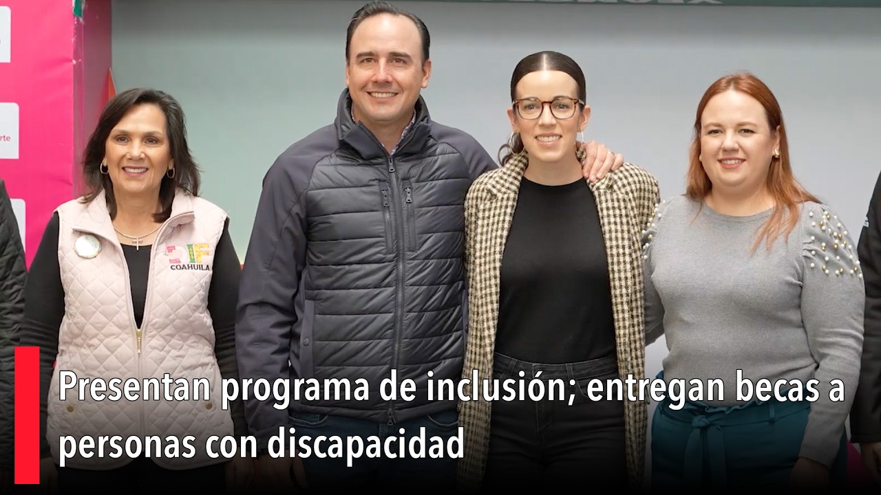 Presentan programa de inclusión; entregan becas a personas con discapacidad
