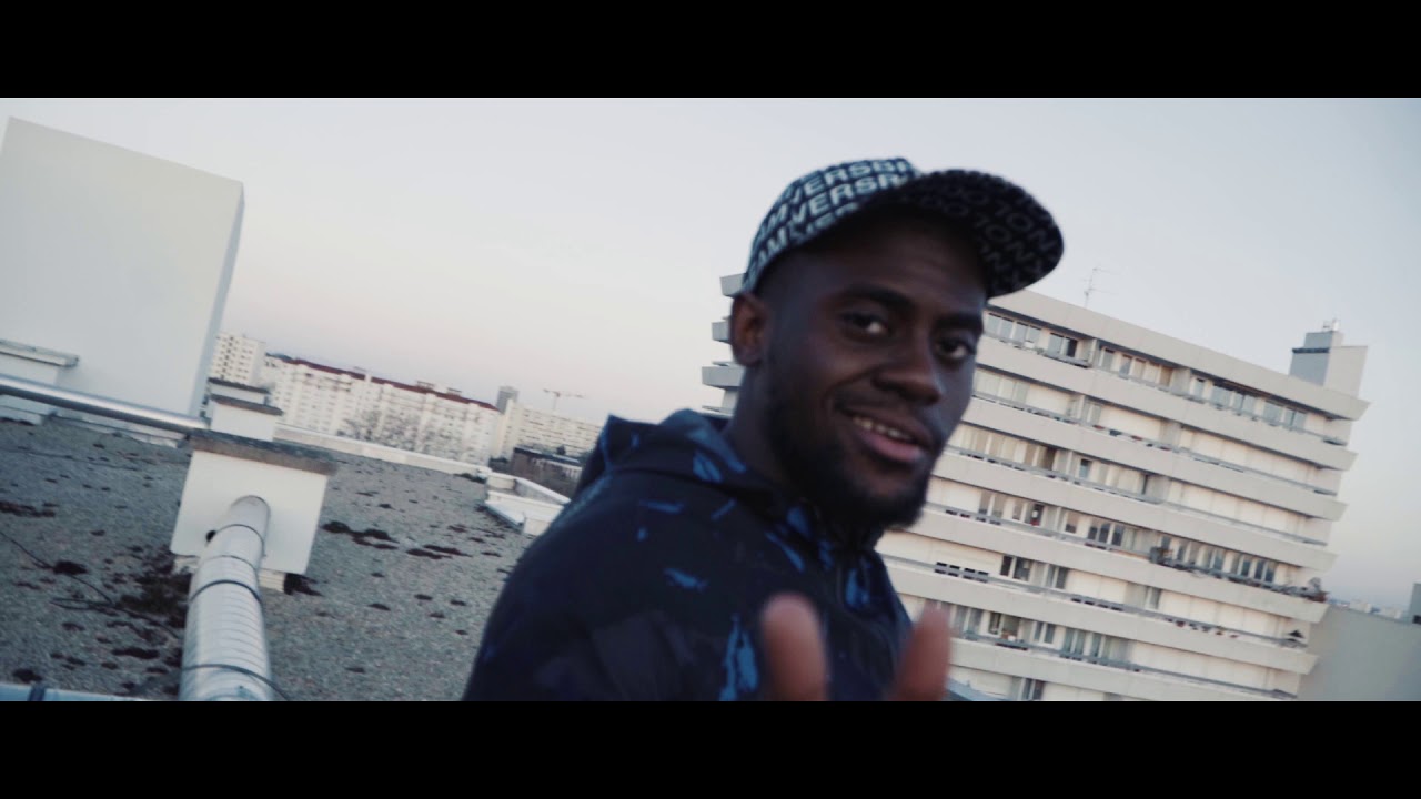 Rosba Feat Kozzi - Favelas ( Clip officiel )