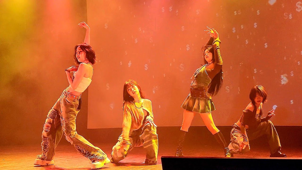 Billlie (빌리) - MONEY (Lisa) + Whiplash (aespa) Covers | 241119 | Toronto [4k60 FANCAM front row]