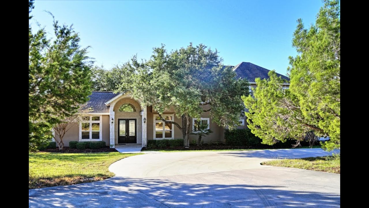 Property for sale - 27868 Smithson Valley, San Antonio, TX 78261