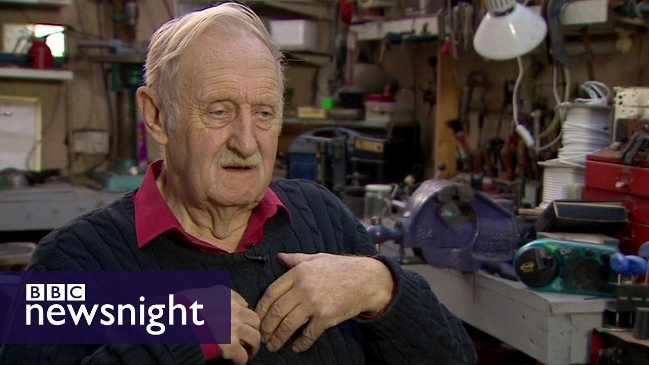 Wind-up radio inventor Trevor Baylis – Newsnight Archives