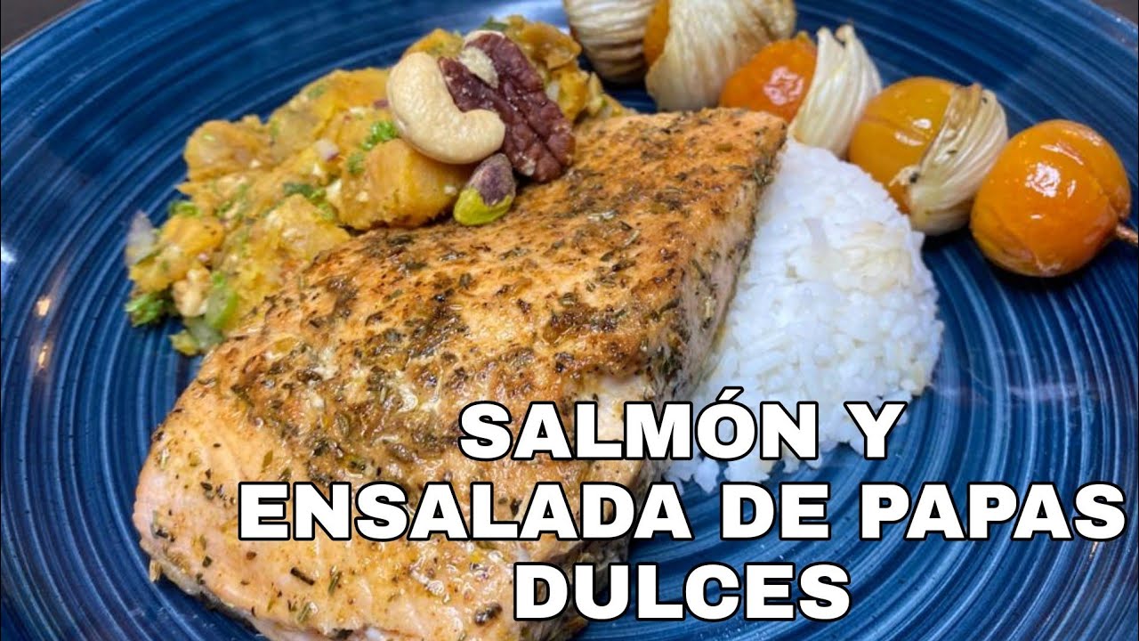 FILETE DE SALMON CON ENSALADAS DE PAPAS DULCES | SABORES AL HORNO