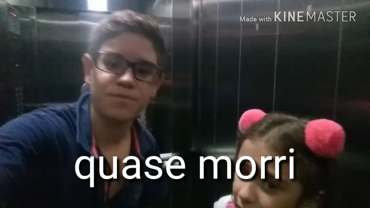 FUI PULAR NO ELEVADOR DE MUITO RUIM!!!FICAMOS PRESO NO ELEVADOR QUASE MORRI