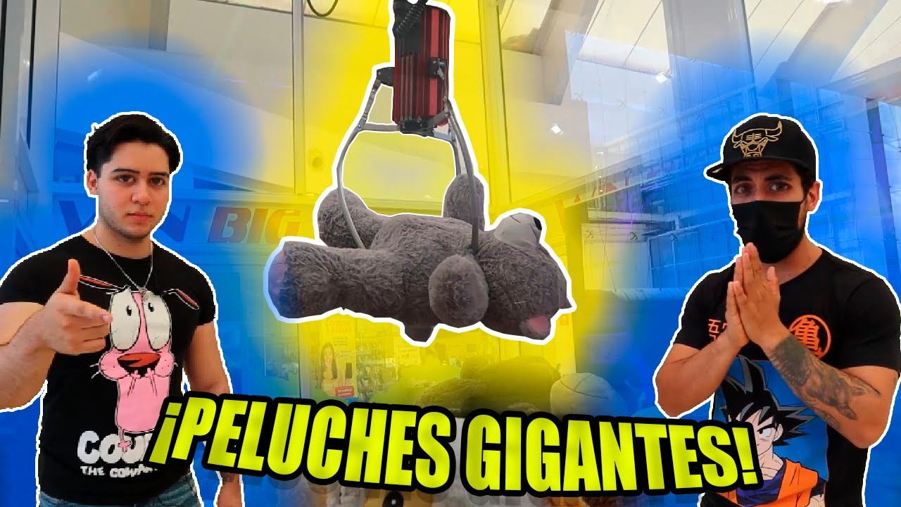 GANAMOS LA MÁQUINA DE PELUCHES GIGANTES DE MUÑELOCOS Ft. NoNosCortes