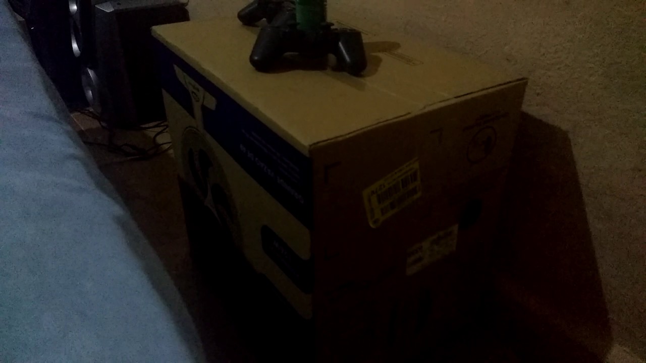 Sony GPX 88 tocando Hungria. Caixa Andando   BASS''