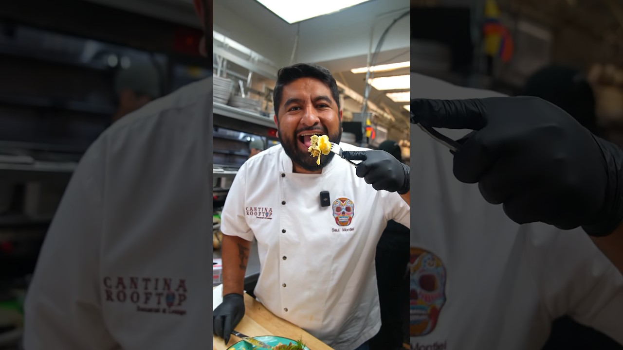 Making Carnitas eggs Benedict #eggsbenedict #Benedict #eggs #carnitas