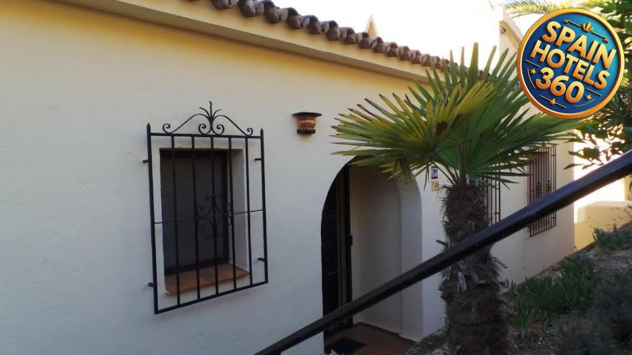 4 persoons bungalow met gemeenschappelijk zwembad | Javea, Spain | Hotel Review ⭐