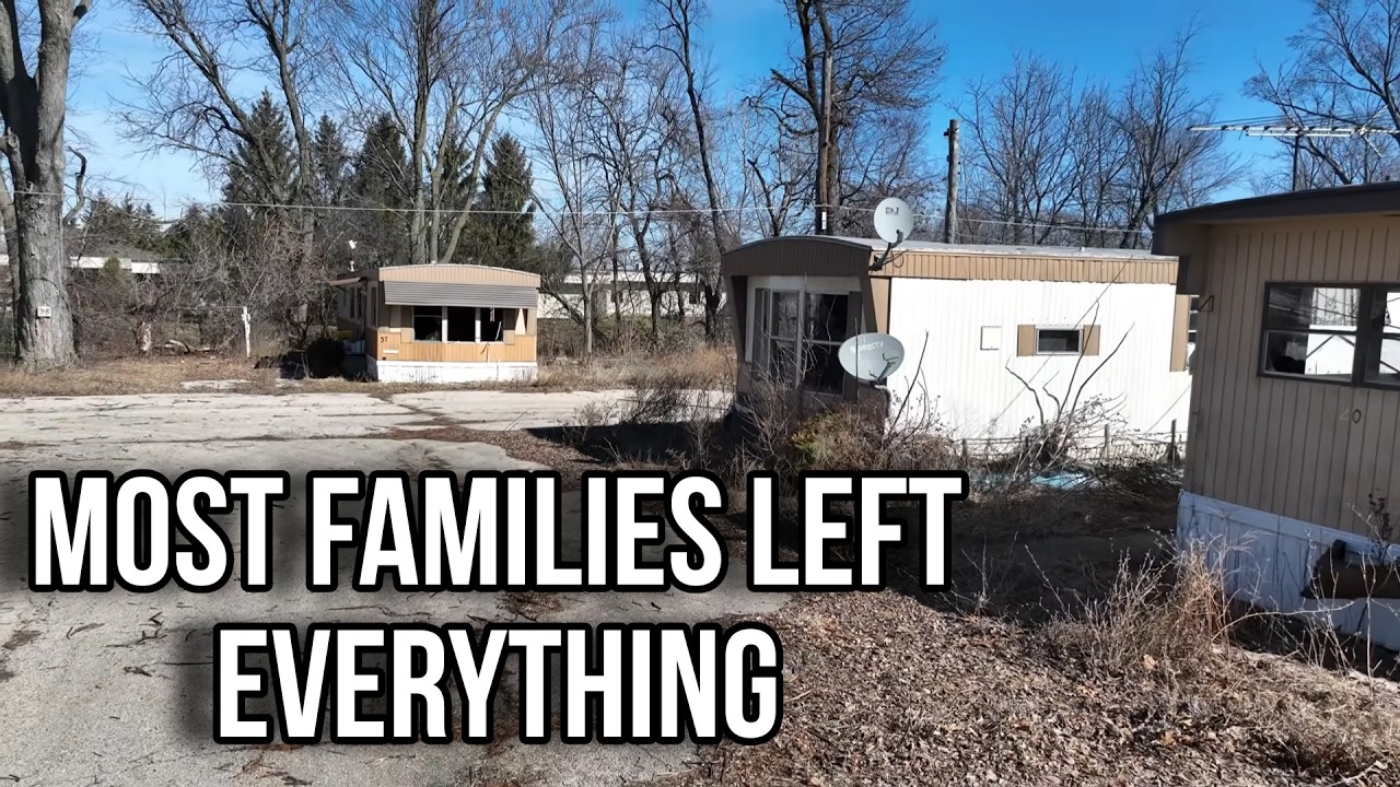 Exploring an ABANDONED Neighborhood in Elgin, IL - WWI Letters Left Behind