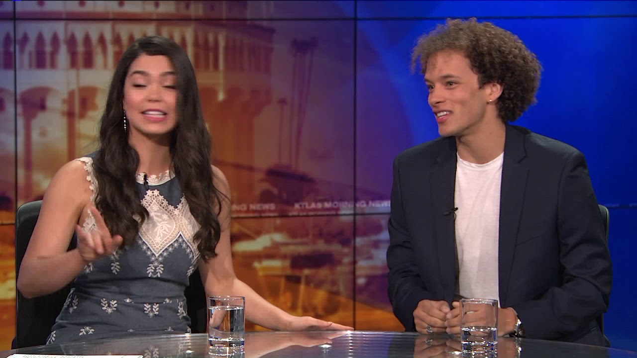 Damon J. Gillespie on How he Approached his First Kiss with Auli'i Cravalho in 