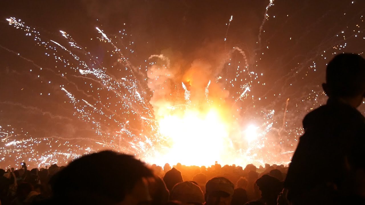Taunggyi fire-balloon festival