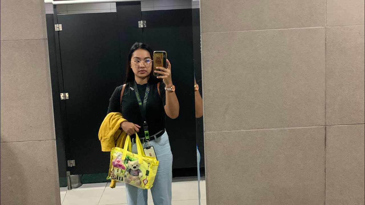 Salene Ocenar is live!