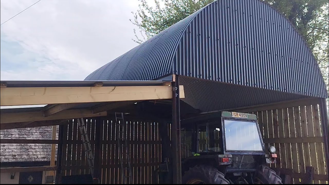 building a curved corrugated steel roof