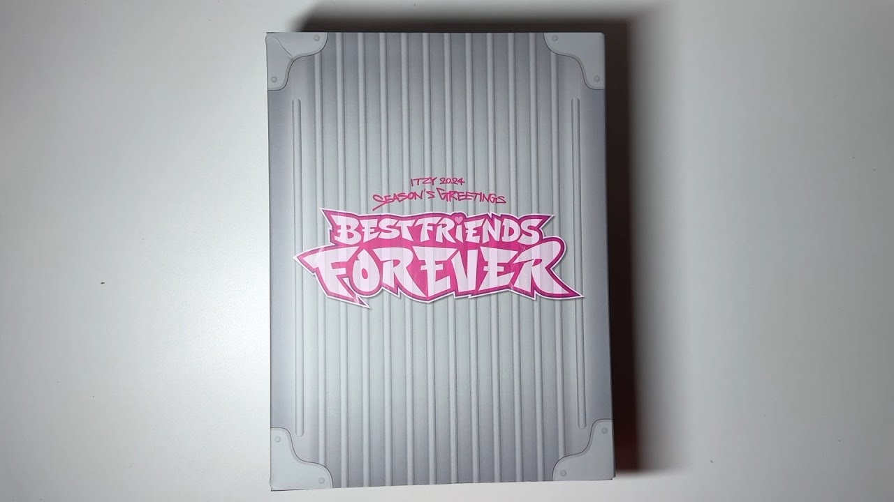 Unboxing ITZY (있지) Seasons' Greetings 2024
