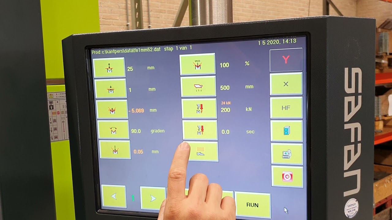 Safan Kantbank. Instellen materiaalsoort, dikte, buiglengte en buighoek