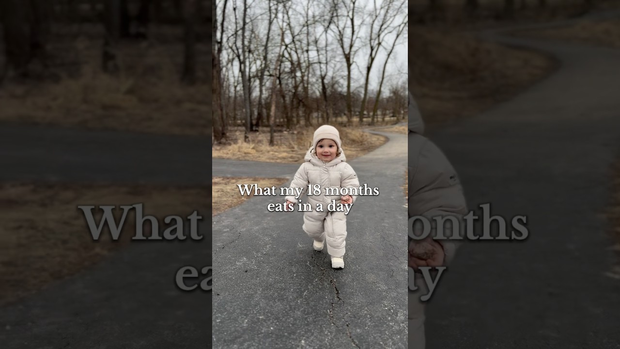 What my toddler eats in a day #toddlers #baby #babyshorts #cutebaby #babyfood #mom #momlife