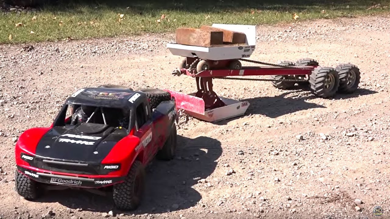 TRAXXAS UDR PULLS the JUDGE! Weight Sled - 30 FT Tractor Pull | RC ADVENTURES