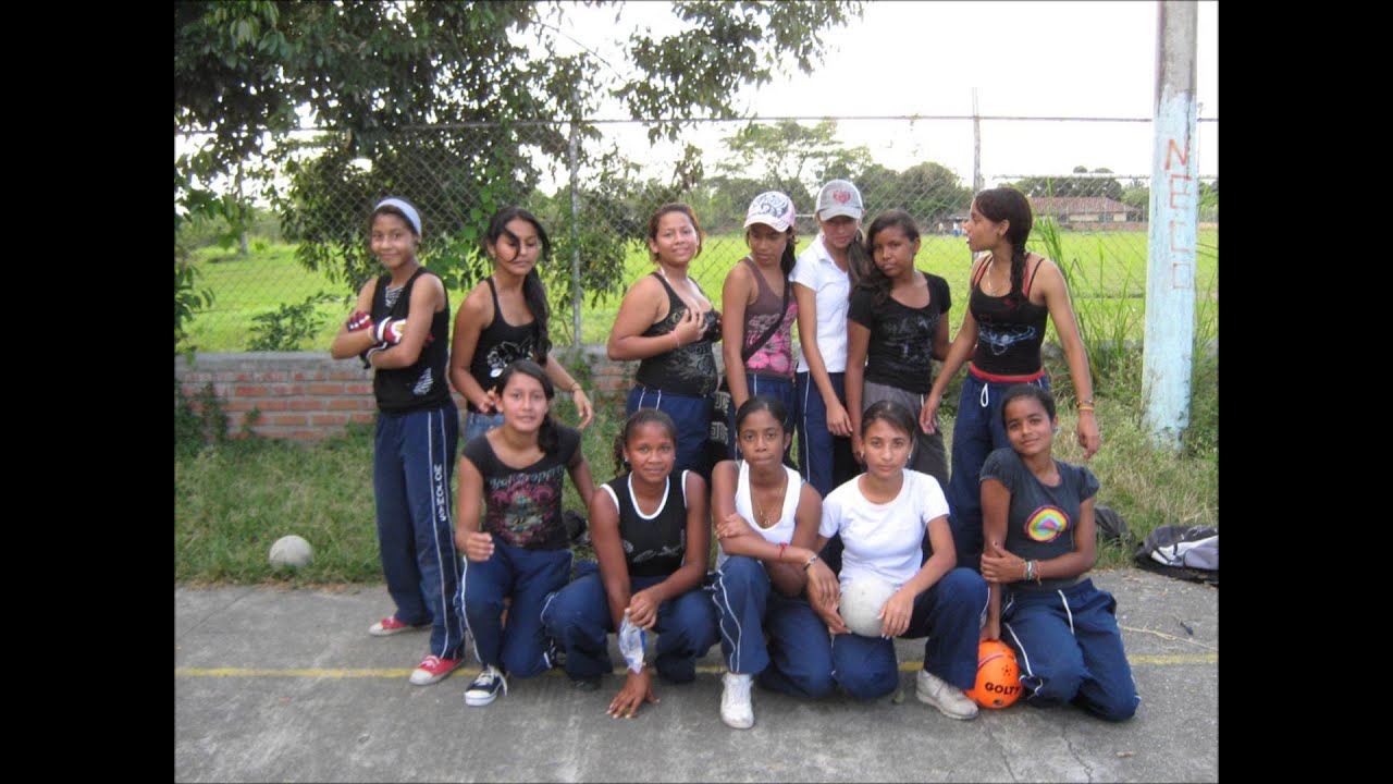 PROMOCIÓN MONSEÑOR JOSE MANUEL SALCEDO 2012.wmv