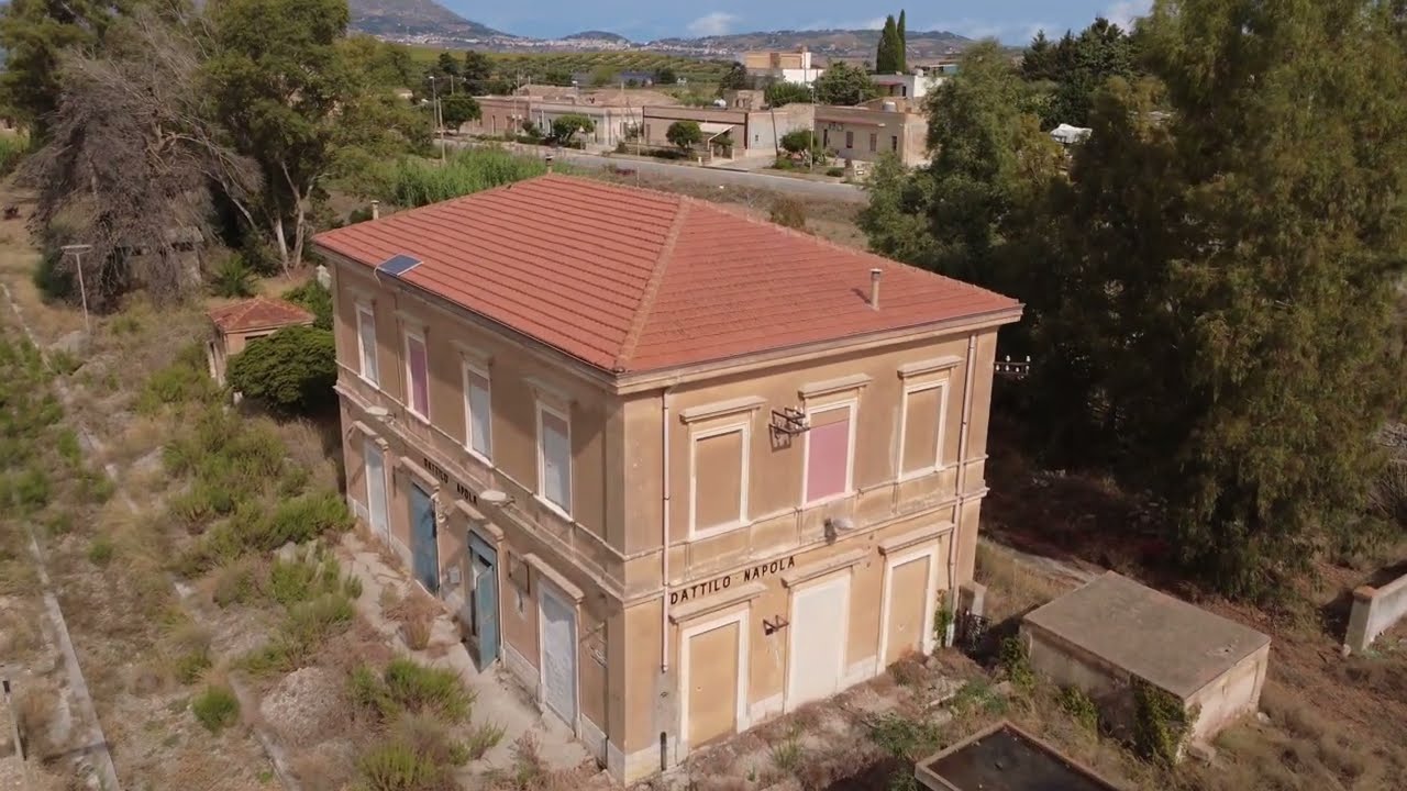Dattilo - Napola: la stazione abbandonata (TP)