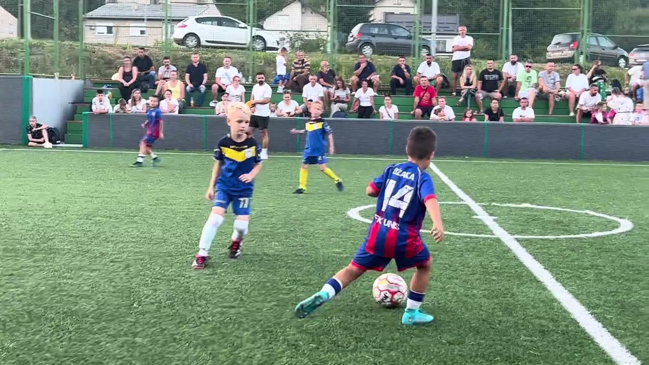 Fk Unis vs Fk Radnik Hadzici 2015 godiste
