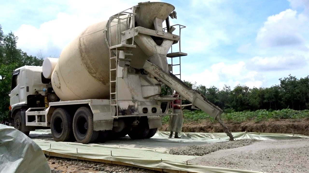 The Backbone of Village Roads: Hino Mixer Truck Concrete Casting Journey | Truck Mixer HD