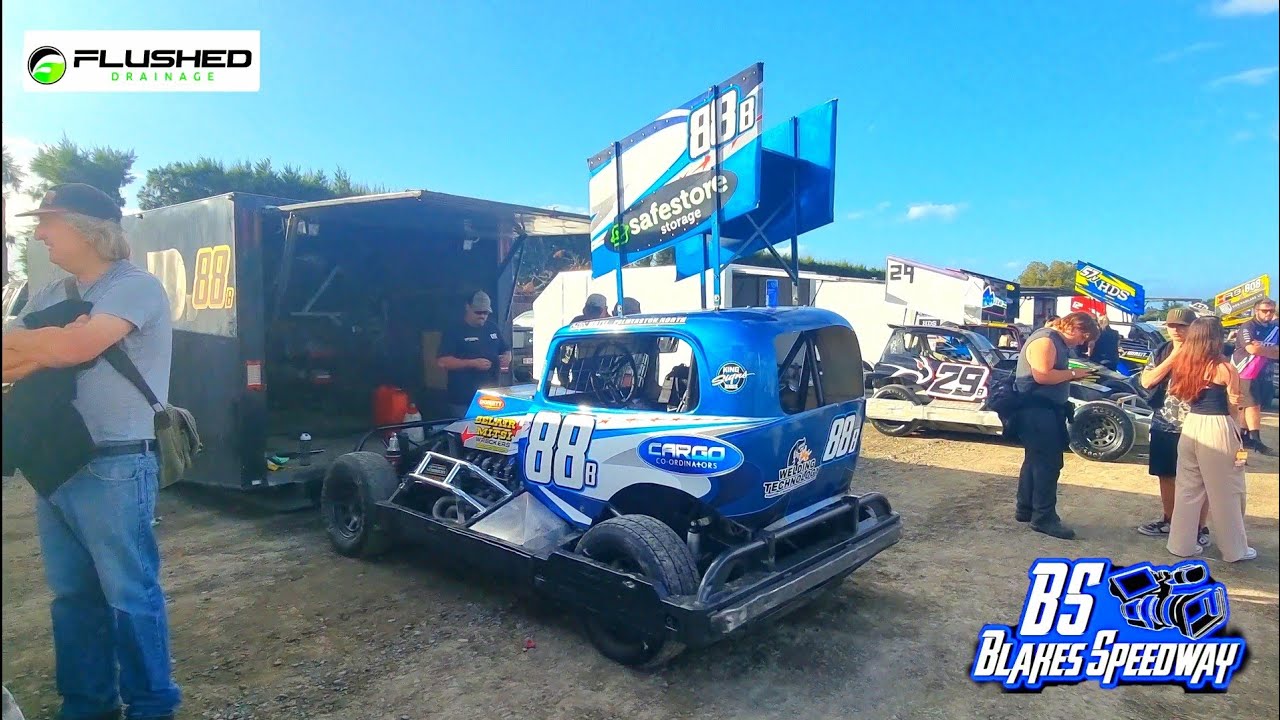 Meeanee Speedway Autumn Superstock Nationals+East Coast Production Saloons Champs Pitwalk - 5/4/25