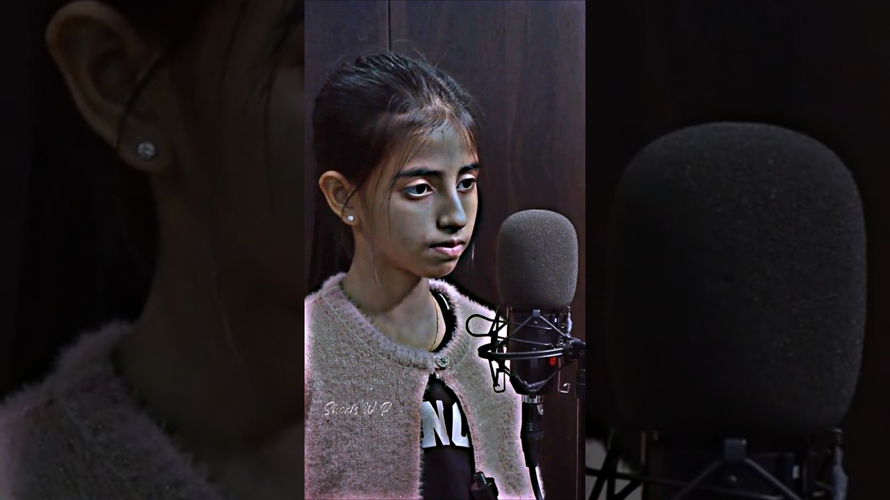 Moye Moye song❤️ with little girl -Anukriti  #moyemoye #trendingsong #youtubeshorts #shorts