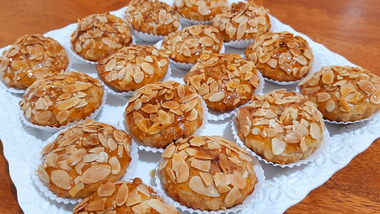 بسيطلات صغار بكريمة اللوز بدون ورقة البسطيلة غير بعجينة المسمن🤔 كيجيو مقرمشين ولذاذ متشبعوش منهوم