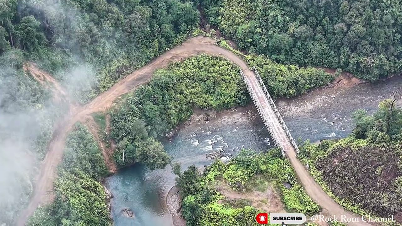 Camping di hutan pendalaman hulu balleh sambil menikmati keindahan alam flora dan fauna.
