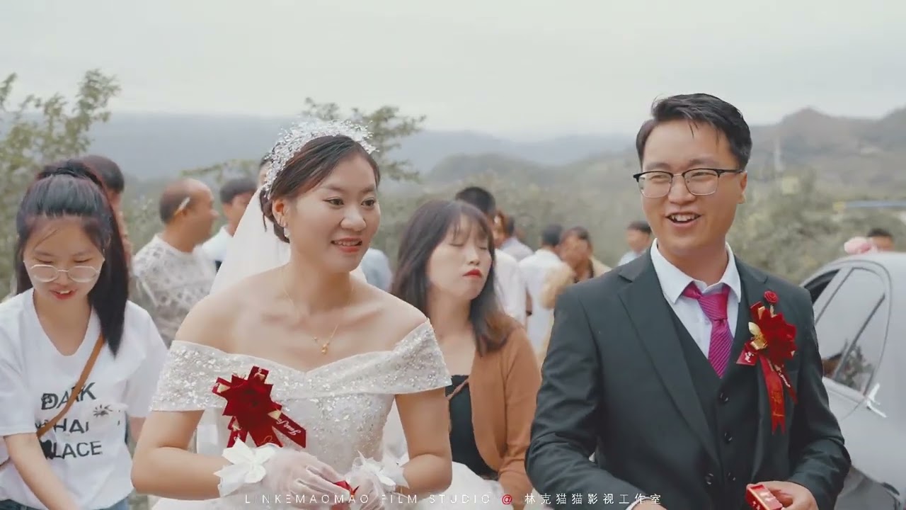 祝福一对新人百年好合幸福久久。#婚礼跟拍