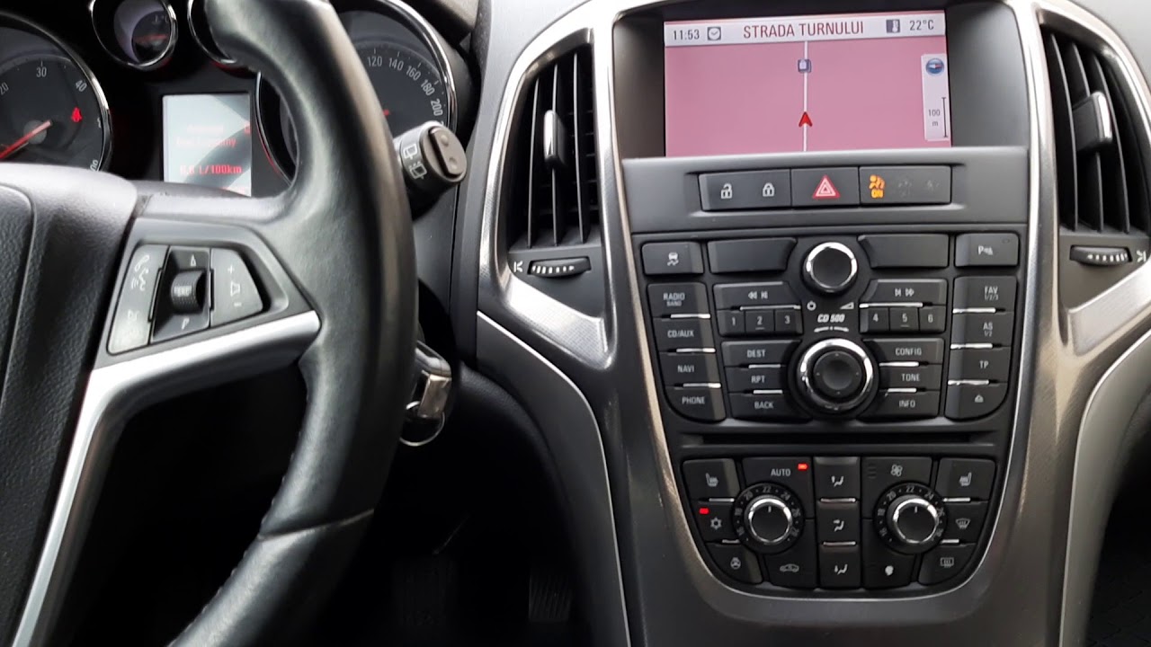 Opel Astra J 2011 - Sport Tourer -  Interior (dashboard)