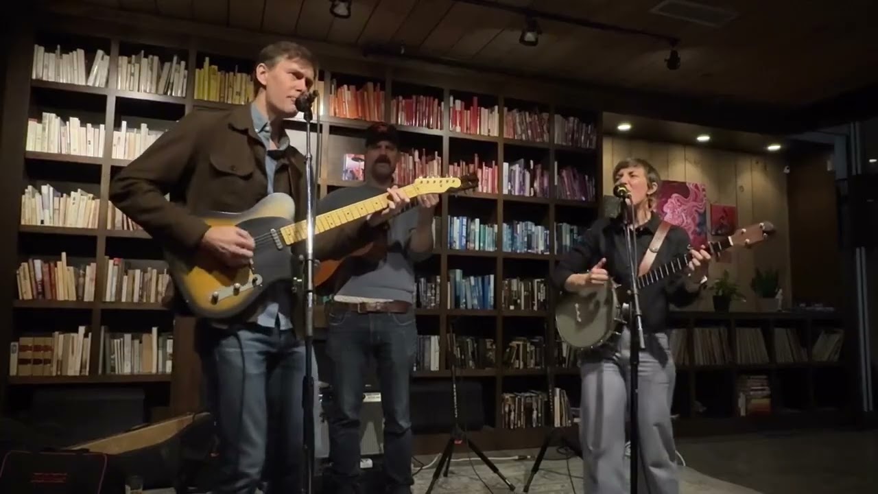 The Honey Dewdrops (ft. Caleb Stine) - "The Streets Of Baltimore" (1/10/26)