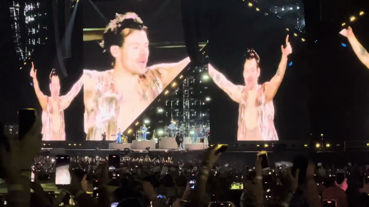 Harry Styles - Reggio Emilia, Campovolo 2023 - Sign of The Times (live)