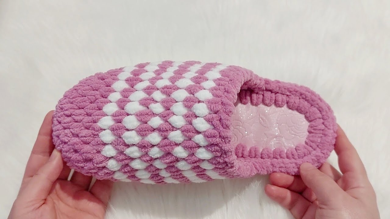 kadife iple çok kolay terlik yapımı #crochet #slippers