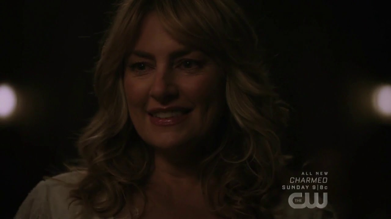 Betty Cooper saves her mom |  Riverdale S03E13